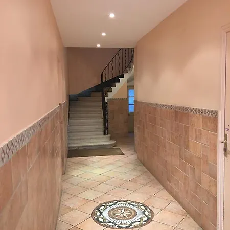 L'excelsior 邦多勒